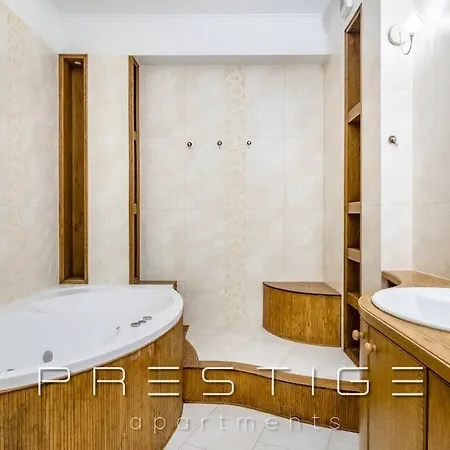 Prestige Neptun Park - Onyks Гданьск